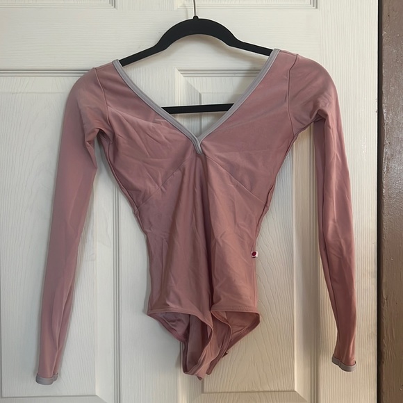 Yumiko Tops - Yumiko Alicia long sleeve size S